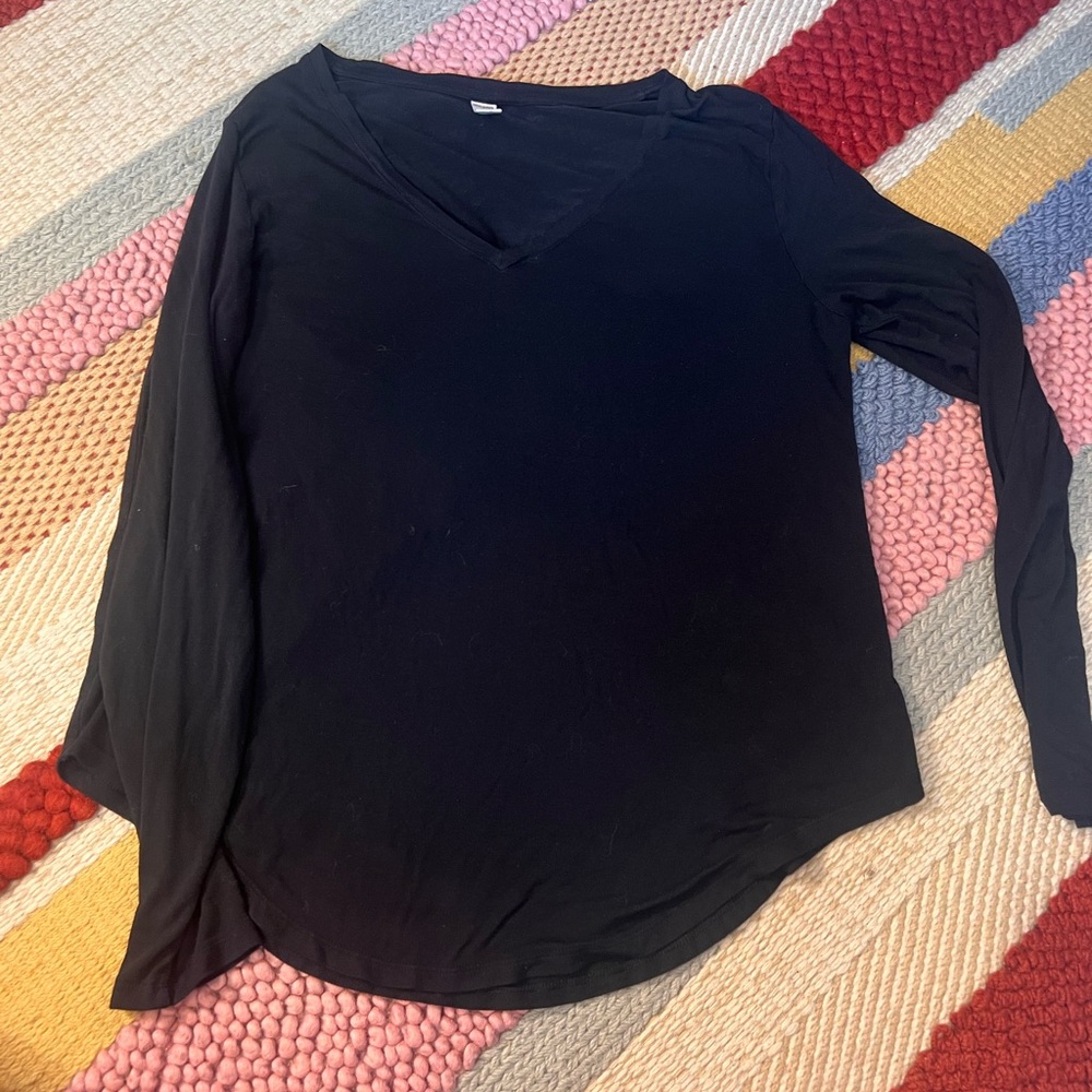 Ultra flattering black v-neck